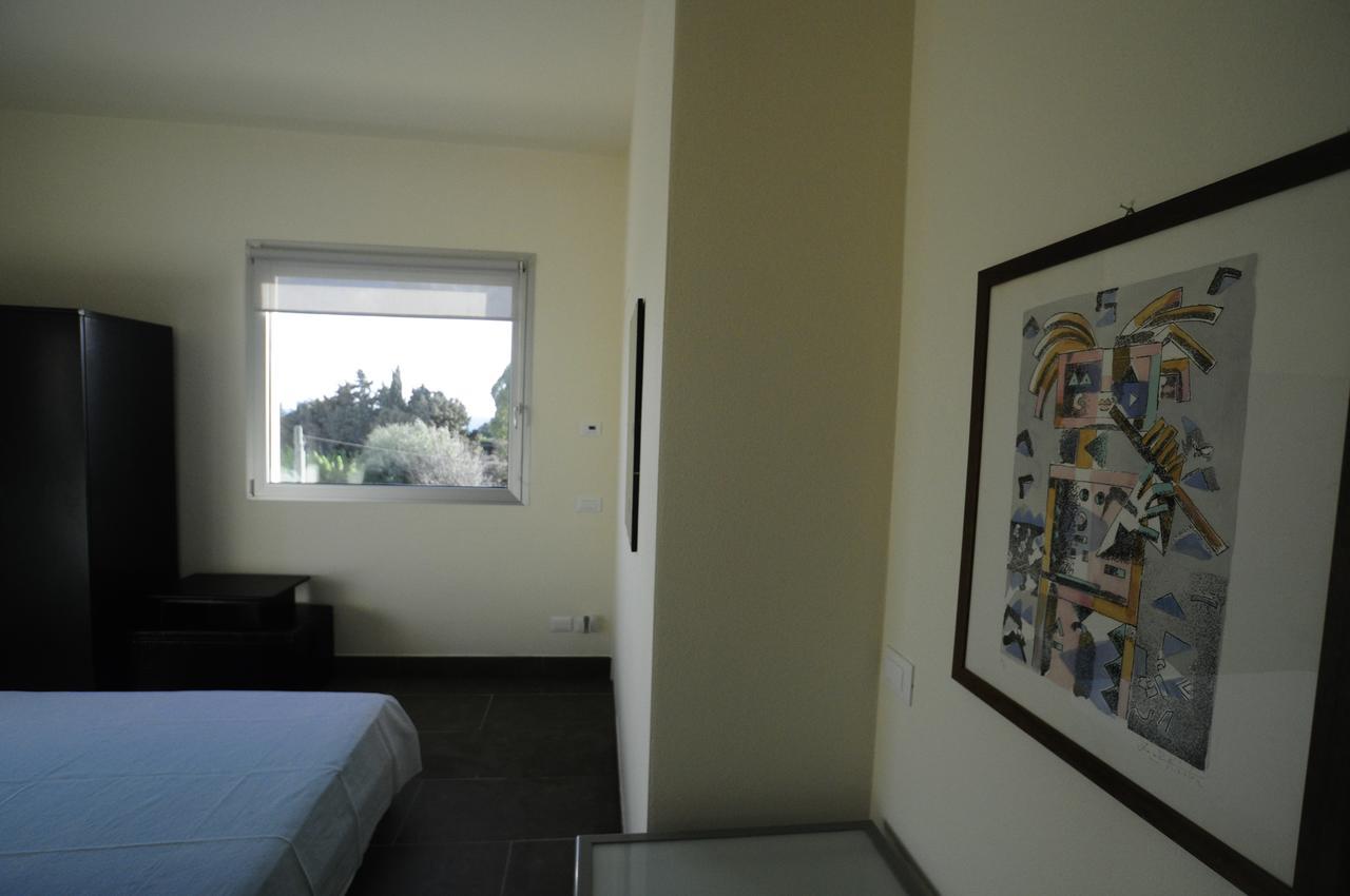 Art House Quartu - Margine Rosso Bed & Breakfast Quartu Sant'Elena Exterior photo